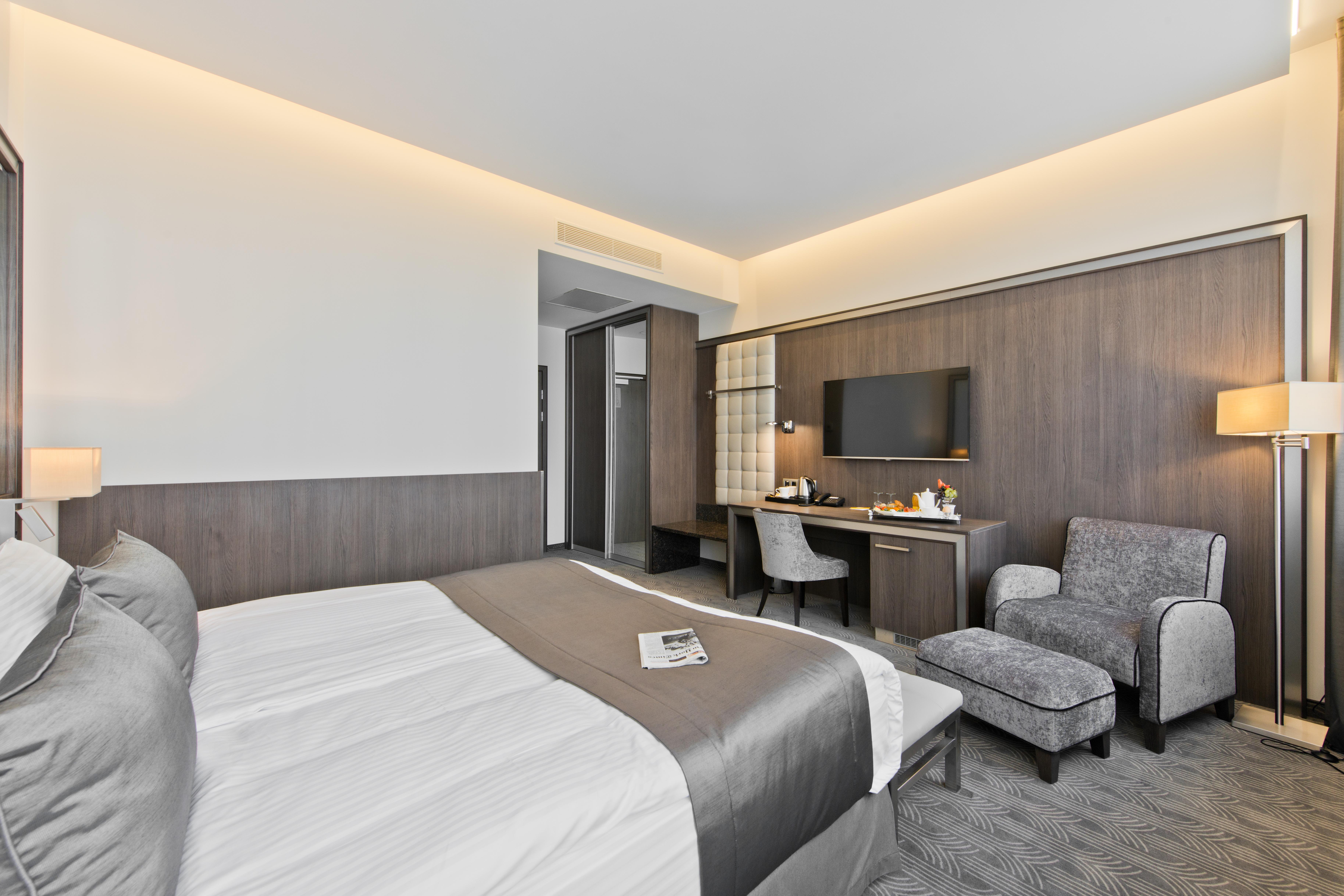 Congress Avenue Hotel VNO Exterior foto